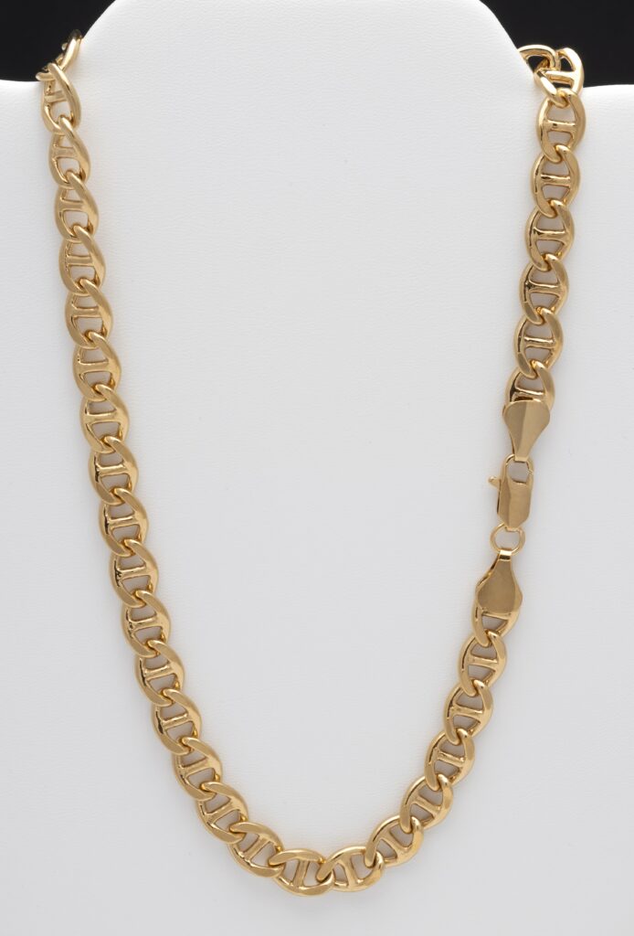 048W | Medium Gucci Link Chain · Goldfathers Jewelry